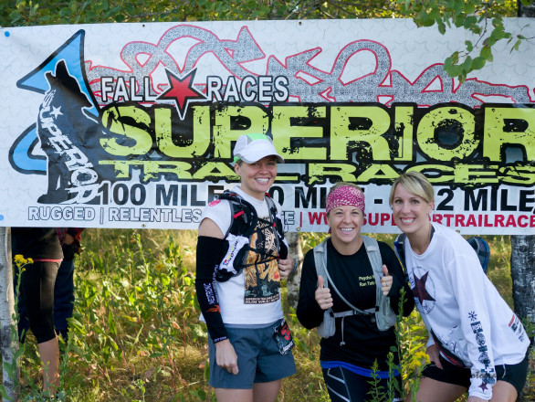 Amy Alisha and Misty Swanson Ready to Start - Photo Credit Zach Pierce