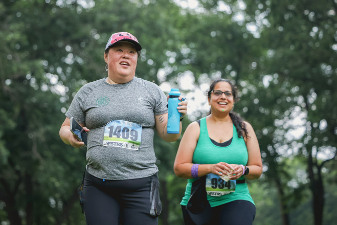 Chloe and Eram Sticking Together at ESTRS SLP 5MI in 2025 - Photo Credit Scott Rokis