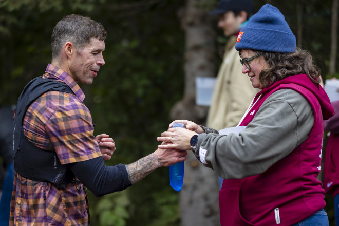 Darcie Lending a Helping Hand SFTR 2025 - Photo Credit Tone Coughlin