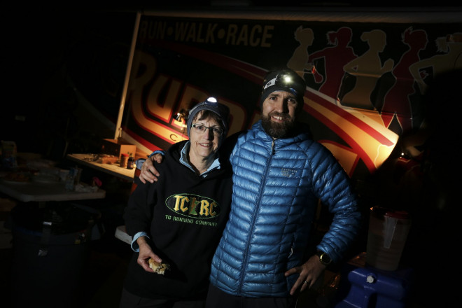 MN Ultra Guru Kurt Decker and His Mum at Oberg AS - Photo Credit Ian Corless