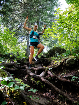 Sarah Kemp Navigates the Boreal Roots - Photo Credit Fresh Tracks Media