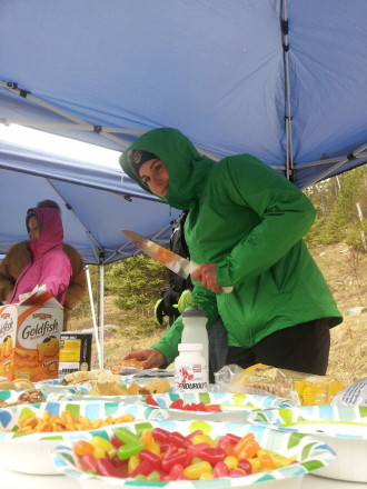 Watch Out Christi Nowak Works The Sawbill Aid Station - Photo John Storkamp